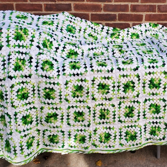 Vintage Other - Holiday season afghan